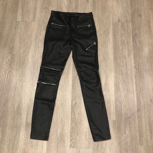 Zara faux leather detailed zippered skinny pants